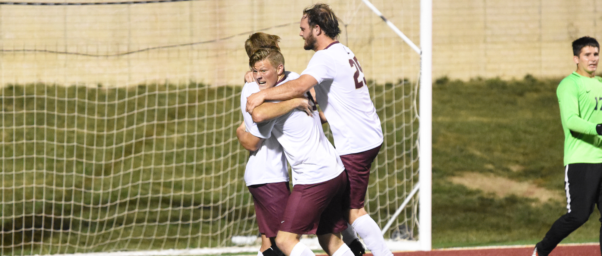 Red Devils Stifle Blackburn For Fifth Shutout, 2-0