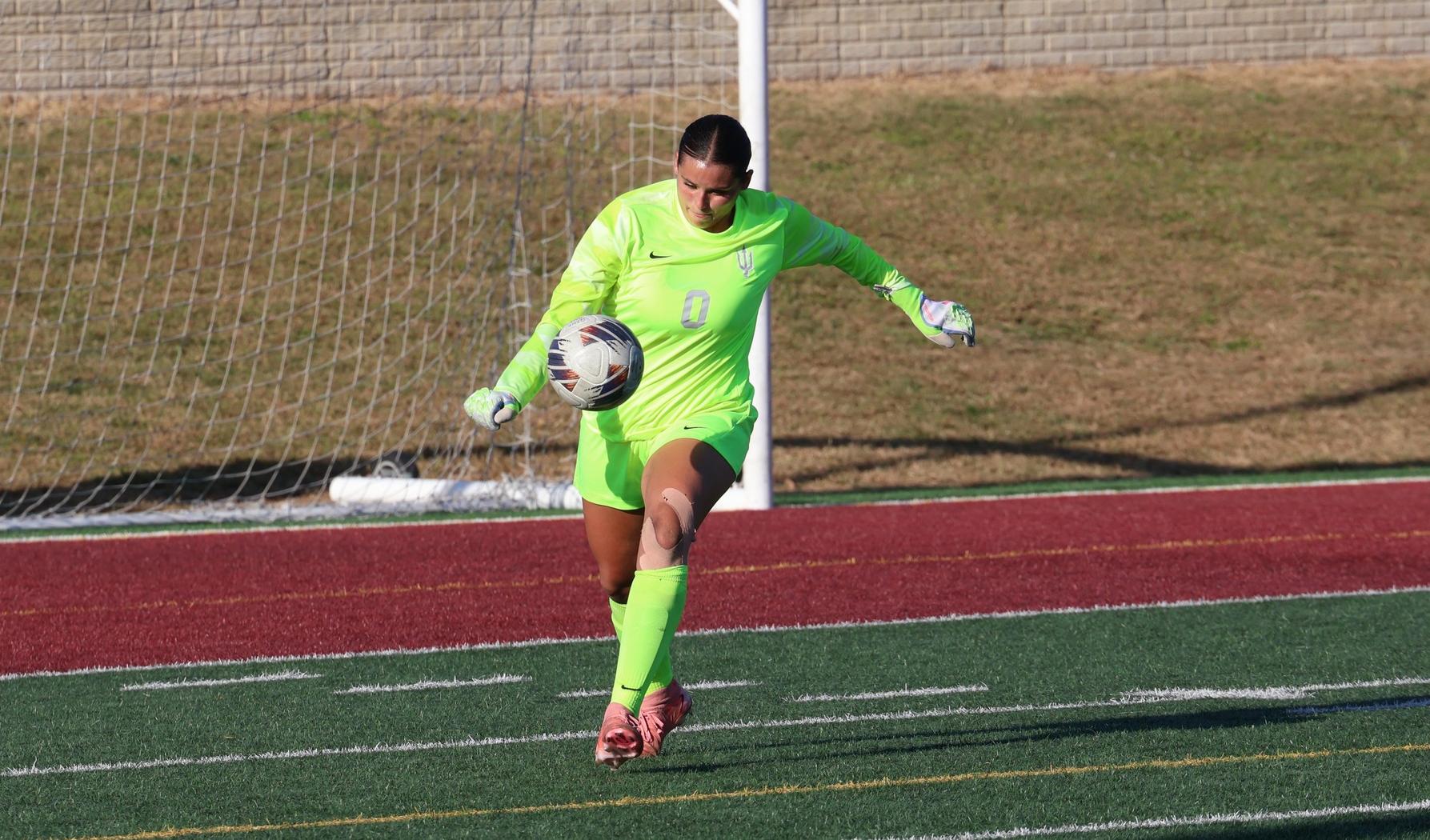 Red Devils Fall to Knox in Midweek Clash
