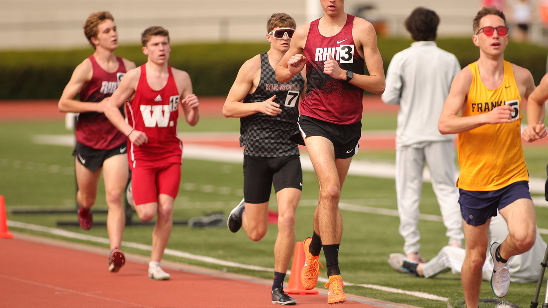 Eureka Opens Outdoor Season with Five PRs at Early Bird Invitational