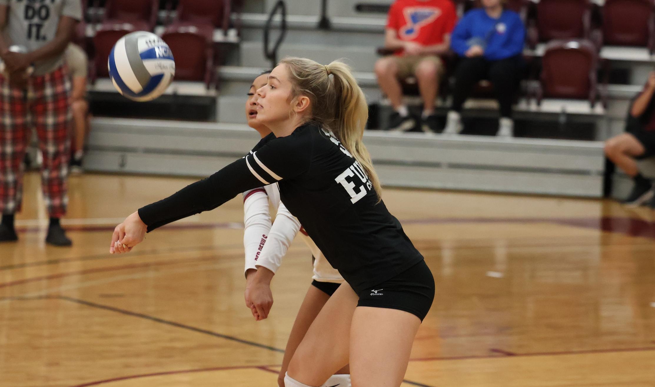 Eureka&rsquo;s Home Winning Streak Ends in Loss to Concordia Chicago